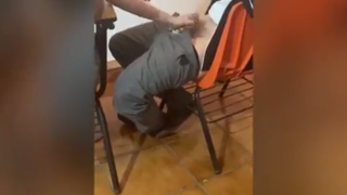 Safada Sentando no colega da Facul