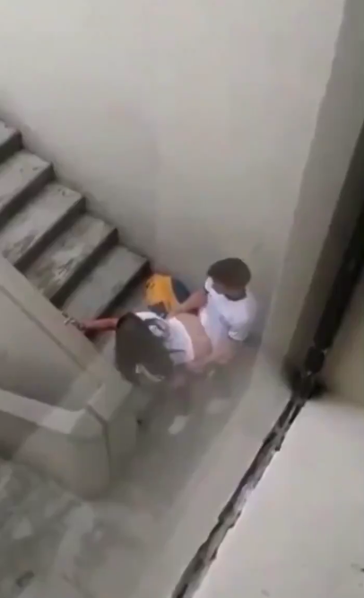 Estudantes fodendo na escola