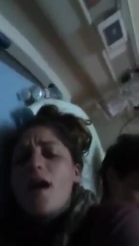 Esposa dando a buceta para o marido que estava internado no hospital